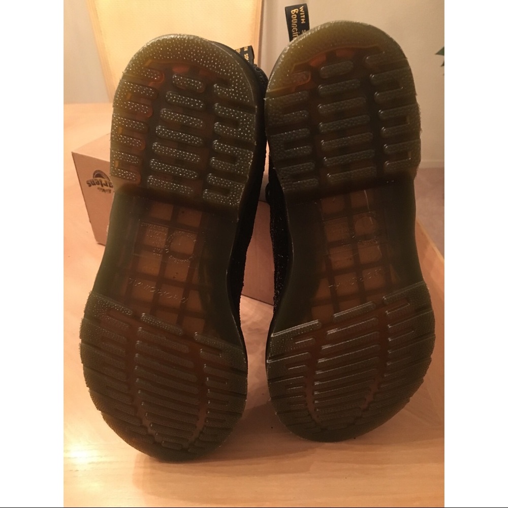 *Firm Price*DR. MARTENS 1460 FARRAH Combat Boots - Picture 6 of 6